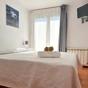 Can Pepin 2*, Cadaques Spain